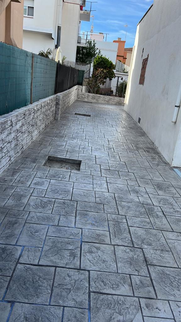 suelos y muros de hormigon impreso el vendrell 2 suelos y muros de hormigon impreso el vendrell 2
