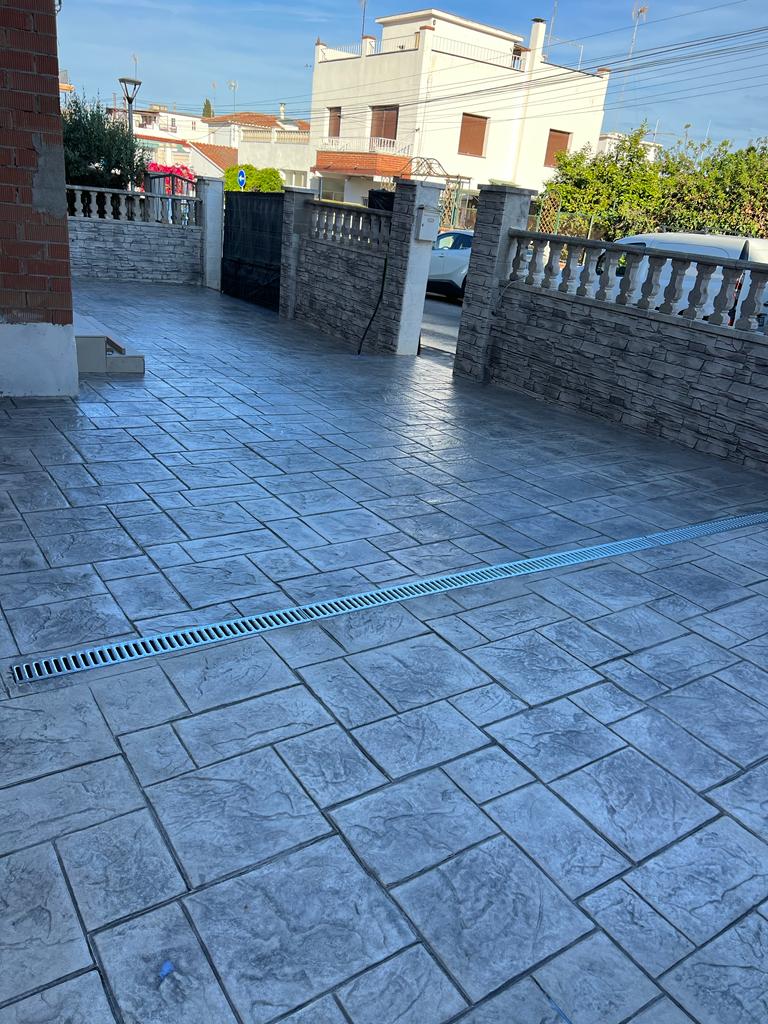 suelos y muros de hormigon impreso el vendrell 4 suelos y muros de hormigon impreso el vendrell 4