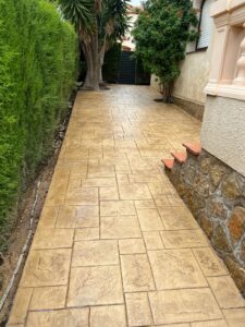 1686566569125 1686566569125