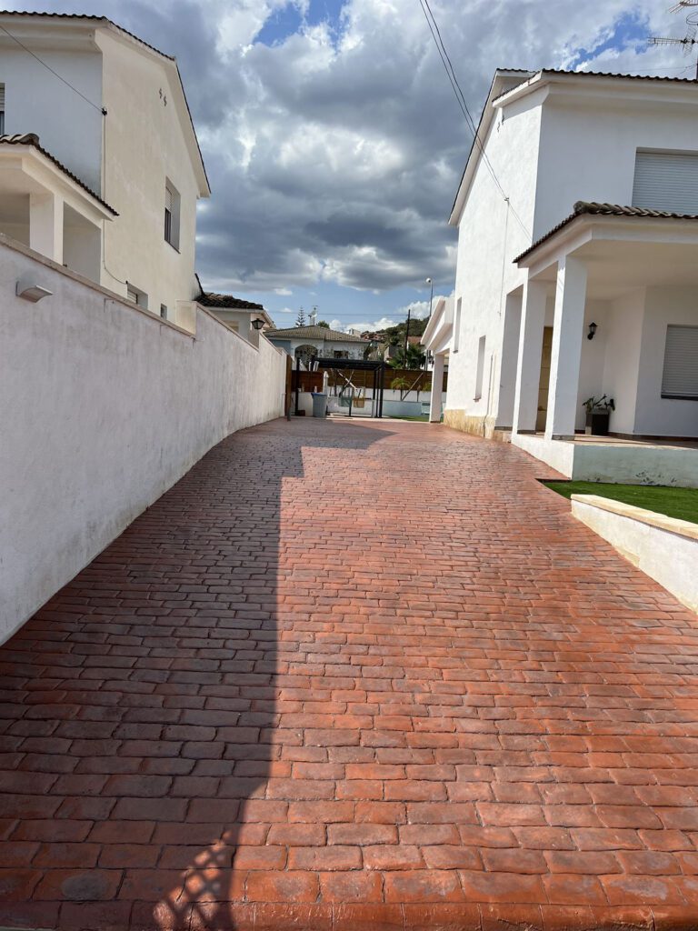 pavimento hormigón impreso Roda de Bara (3) pavimento hormigón impreso Roda de Bara (3)