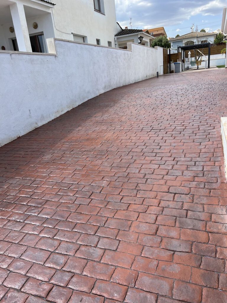 pavimento hormigón impreso Roda de Bara (4) pavimento hormigón impreso Roda de Bara (4)