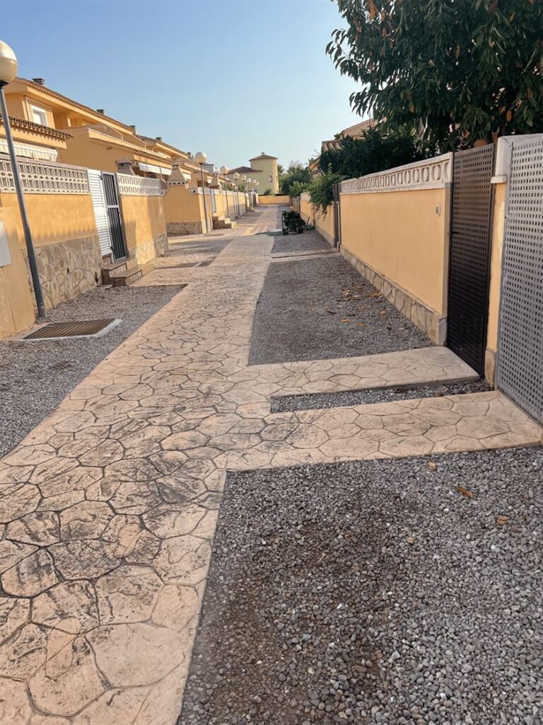 mantenimiento pavimento de hormigón estampado miami playa (1) mantenimiento pavimento de hormigón estampado miami playa (1)