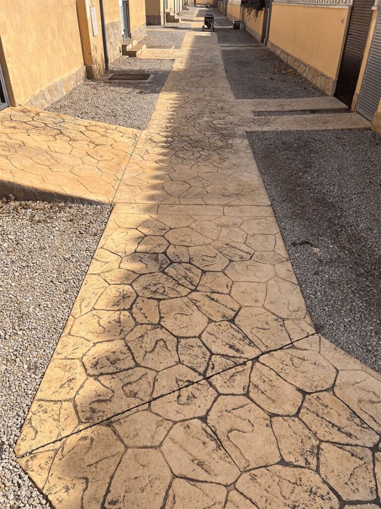 mantenimiento pavimento de hormigón estampado miami playa (4) mantenimiento pavimento de hormigón estampado miami playa (4)