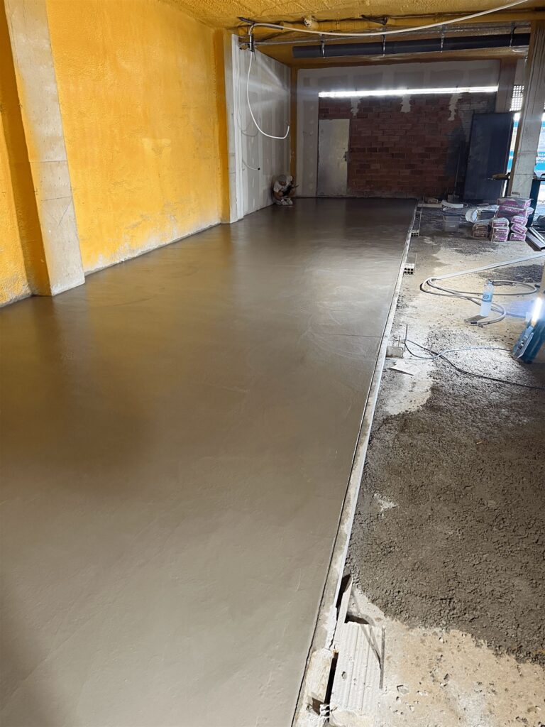 pavimento interior en calafell (3) pavimento interior en calafell (3)