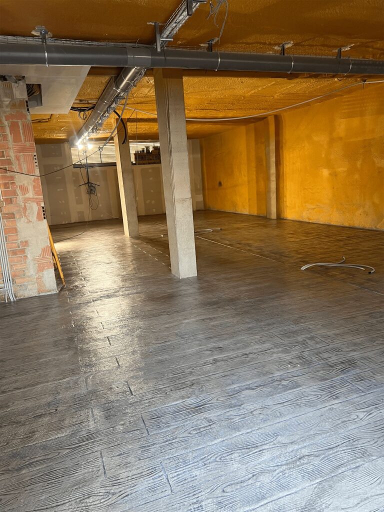 pavimento interior en calafell (4) pavimento interior en calafell (4)