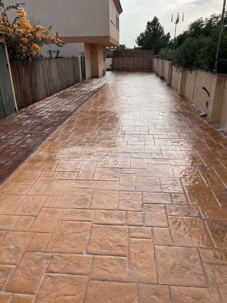 Printed concrete pavement for Miami Playa Tarragona (4) pavimento hormigón impreso para comunidad Miami PLaya tarragona (4)