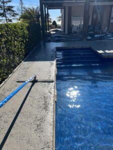 pavimento y muro de hormigón impreso Almoster Reus Tarragona (1)