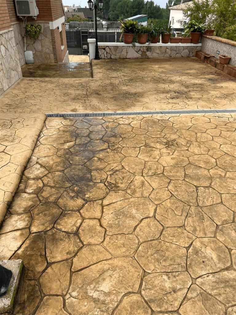 mantenimiento hormigón impreso en pallaresos (2)