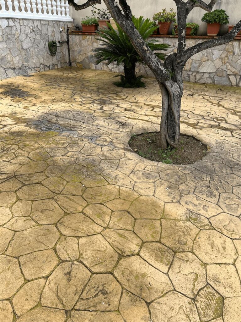 mantenimiento hormigón impreso en pallaresos (4)