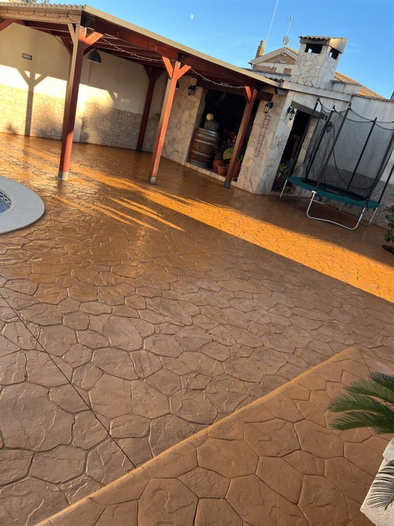 mantenimiento hormigón impreso en pallaresos (7)