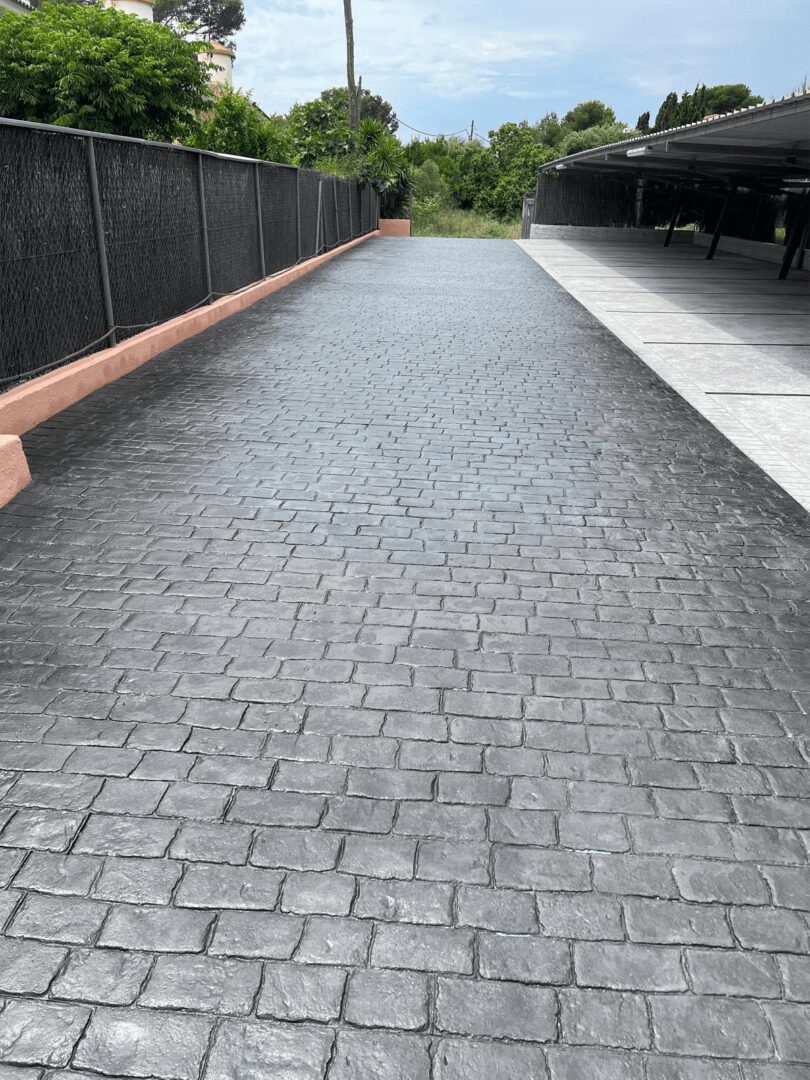 8 nuevo pavimento hormigón impreso estilo piedra romana pigmento negro