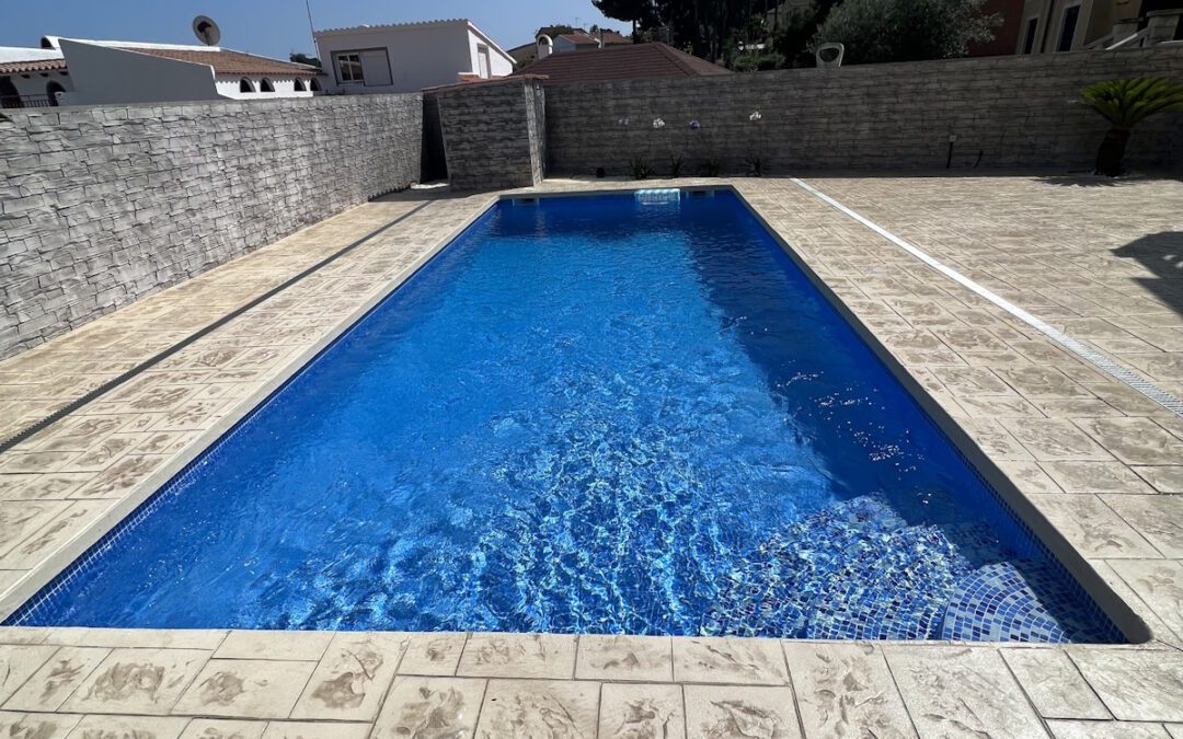 Pool renewal at the Vendrell