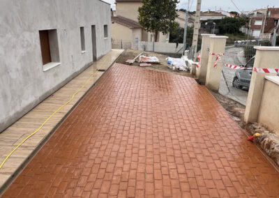 Hormigón de Alta Calidad en Obra Nueva: Acabado Perfecto en Dos Niveles