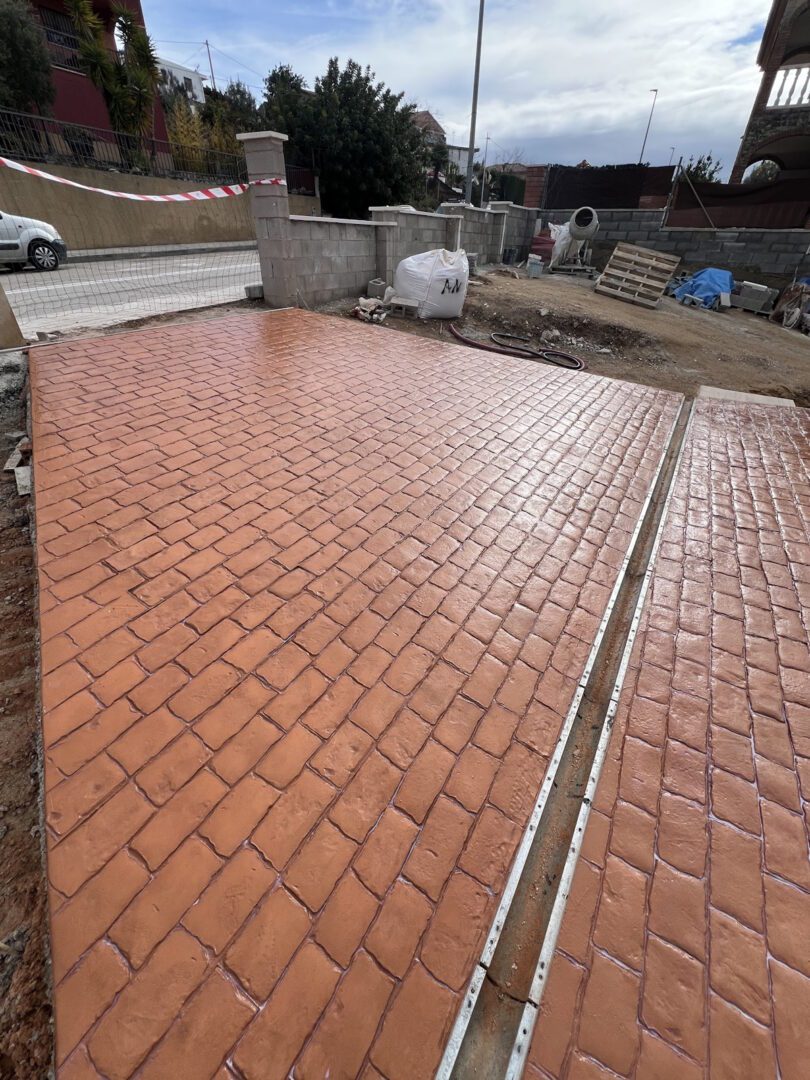 hormigon de alta calidad en obra nueva acabado perfecto en dos niveles 3